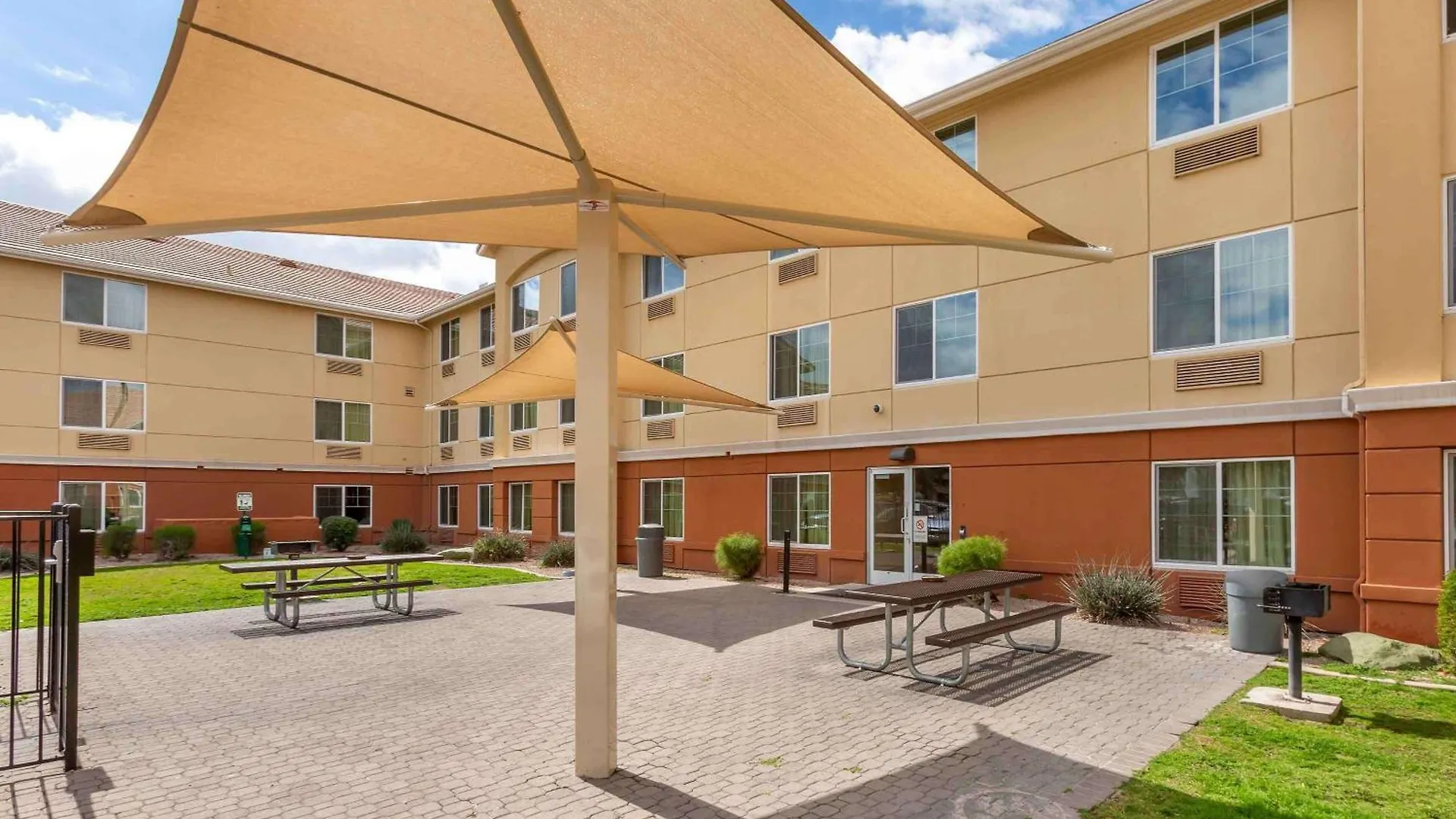 Extended Stay America Suites - Phoenix - Midtown